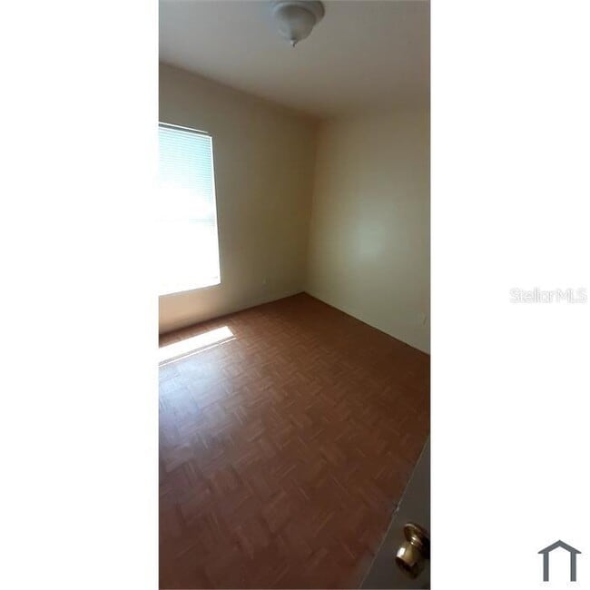 Building Photo - 4226 E Palifox St
