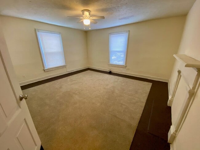 Building Photo - 1603 Taylor St