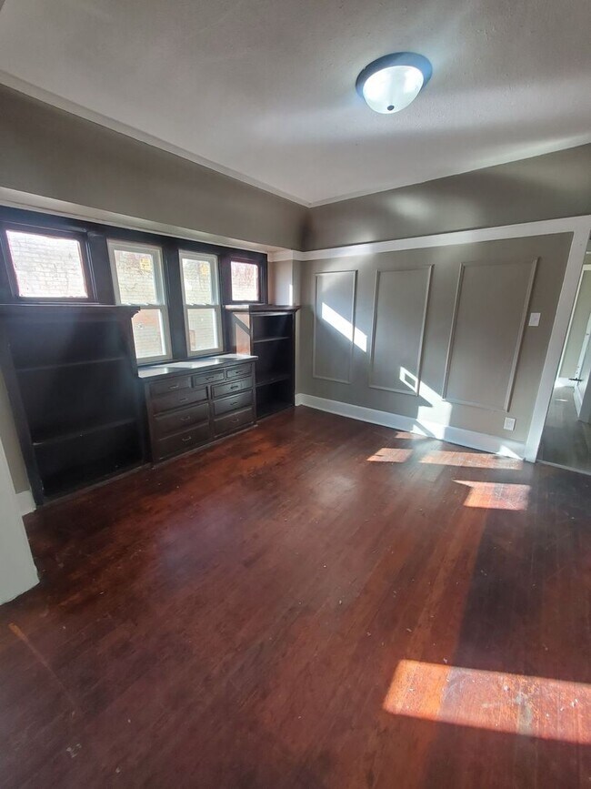 Building Photo - 2707-2709 N 47th St. (Duplex)(ACE PROPERTY)