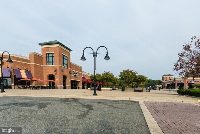 Building Photo - 7510 Ashby Ln