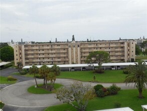 Building Photo - 3880 Ironwood Ln