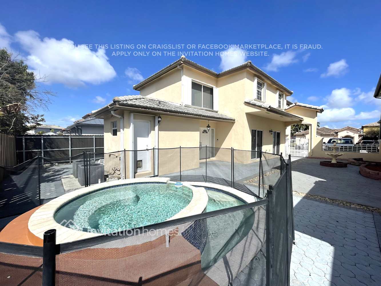 Building Photo - 9280 SW 154th Ct