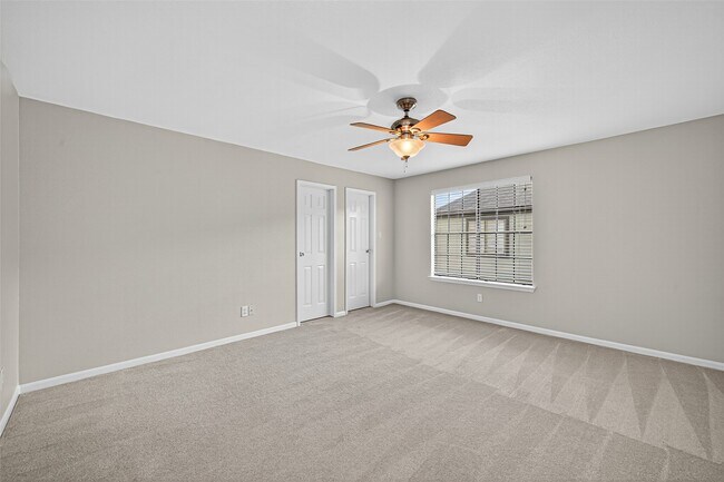 Building Photo - 9850 Pagewood Ln