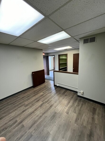 Building Photo - 1000 N 21st St