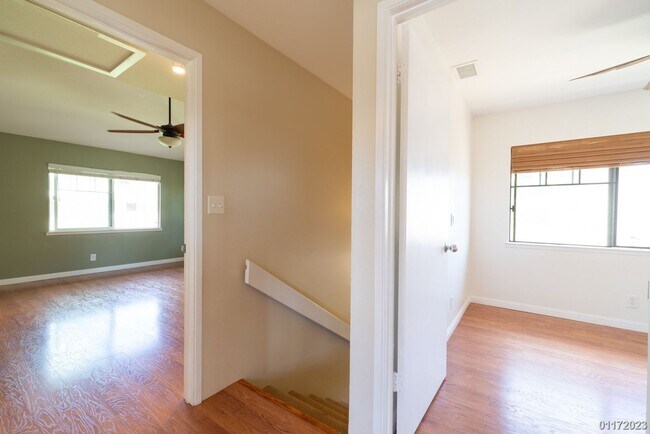 Building Photo - 94-212-212 Lelehua Pl