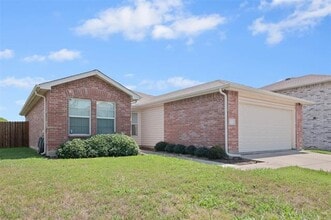 Building Photo - 2920 Groveland Ct