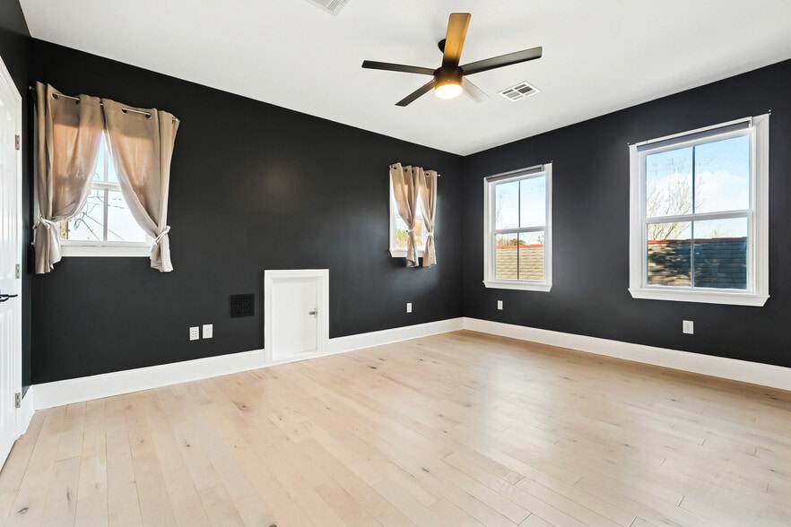 Building Photo - 1231 Feliciana St