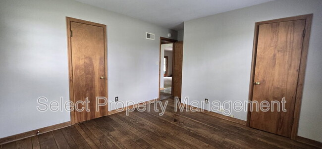 Building Photo - 7611 Aboite Center Rd
