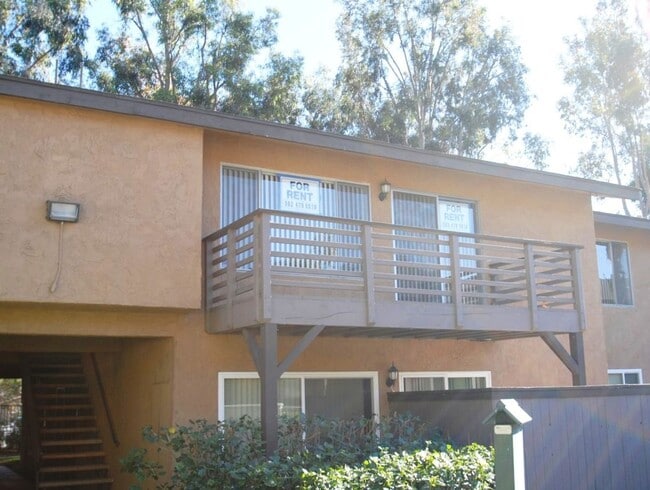 Building Photo - LA HABRA 3BR CONDO $3100mo