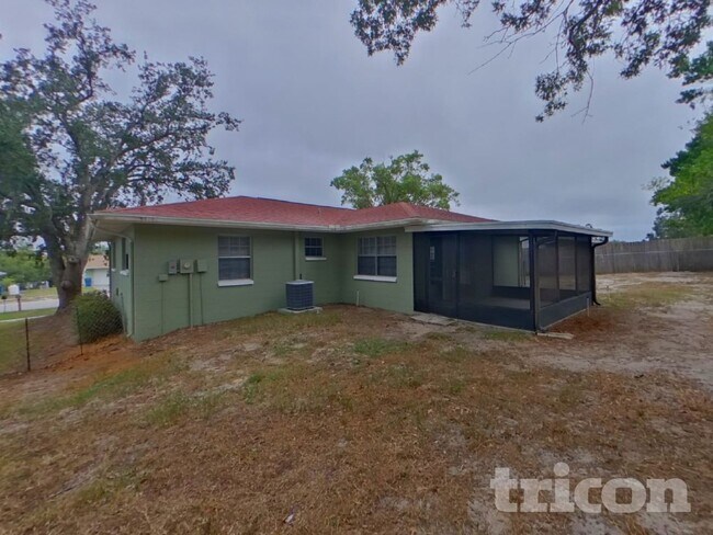 Building Photo - 12336 Mayberry Rd