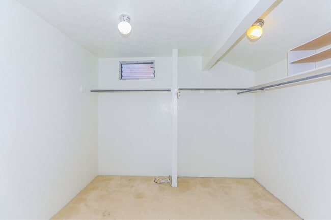 Building Photo - Kaneohe Woods – 3BR/2.5BA home with Mounta...