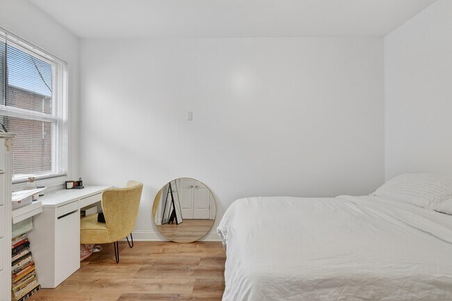 Building Photo - 140-136 36th St