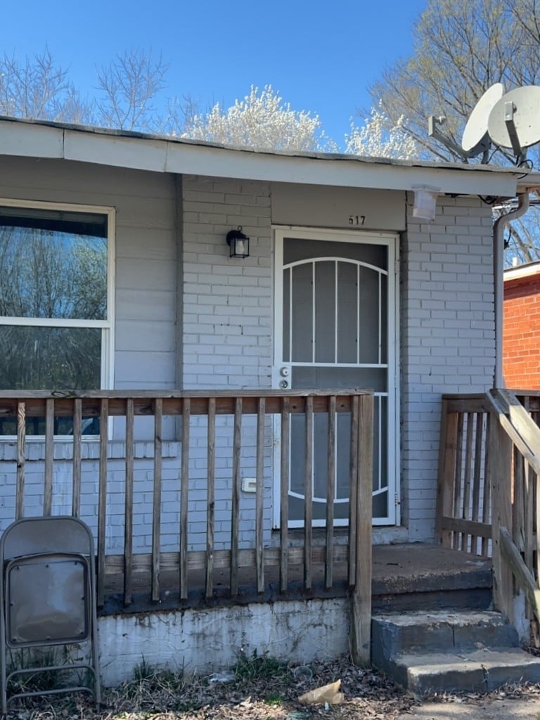 Building Photo - 517 N Hawthorne St