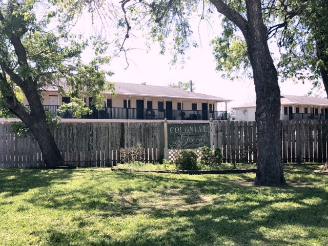 Building Photo - Colonial Greens I Apartments
