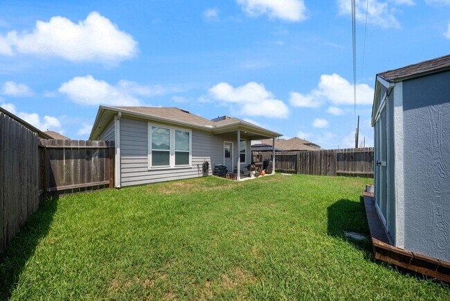 Building Photo - 25631 Bottlebrush Sedge St