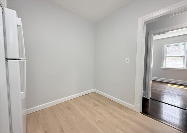 Building Photo - 230 Mamaroneck Ave