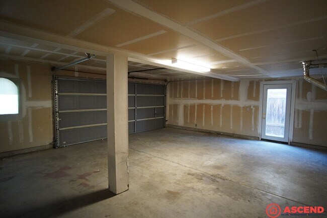 Building Photo - 10801 Galway Bay Dr