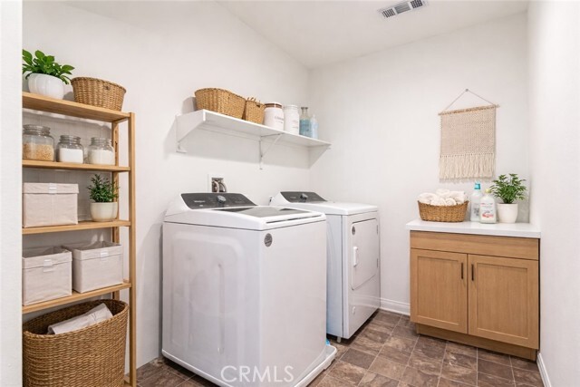 Building Photo - 4774 Albatross Ave