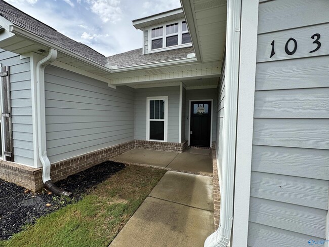 Building Photo - 103 Parvin Way Dr