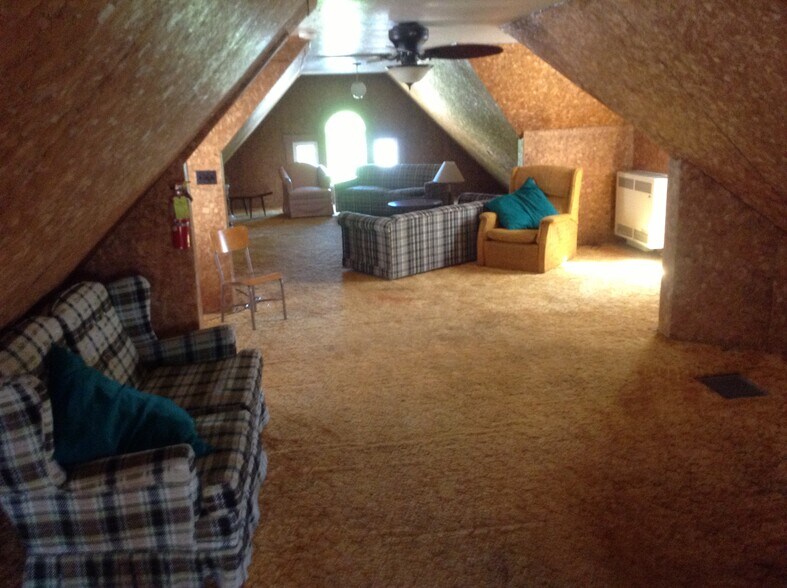 Building Photo - 918 Vine St