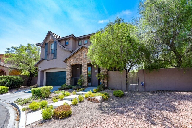 Building Photo - Summerlin Vistas Pool Home w/ Bed and Bath...