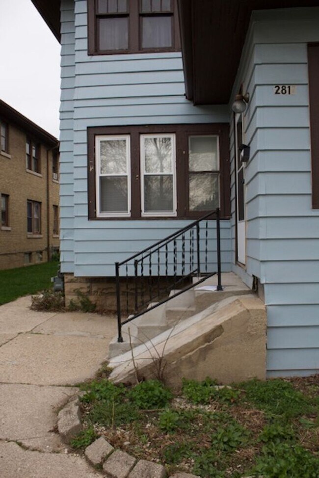 Building Photo - 2819-2821 N 47th St