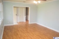 Building Photo - 109 Lands End Dr