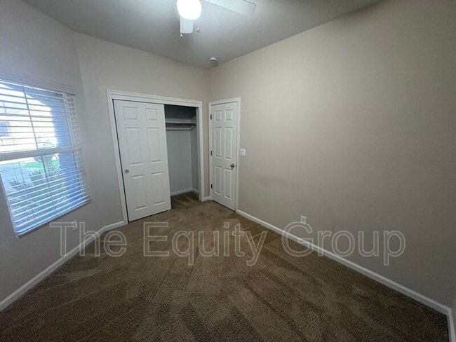 Building Photo - 4911 W Elkhorn Ave