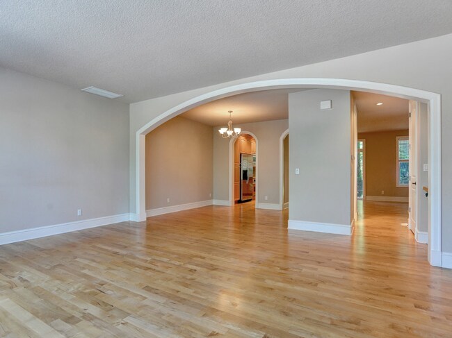 Building Photo - 4771 Auburn Ln