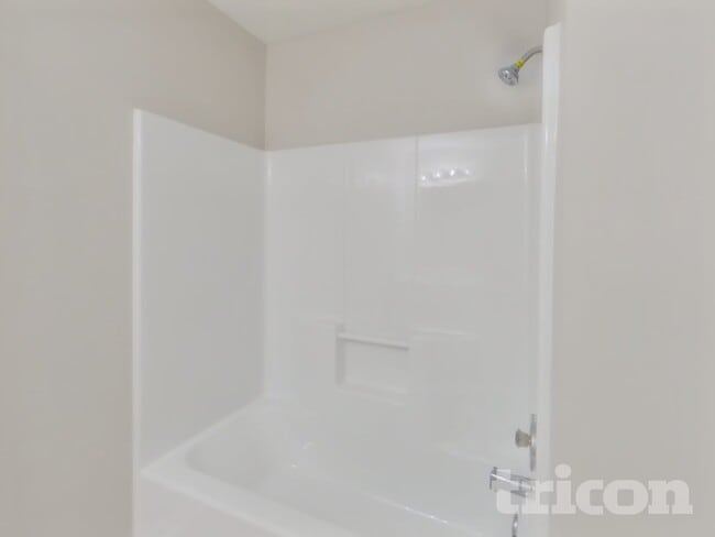 Building Photo - 10635 Pine Forest Ln