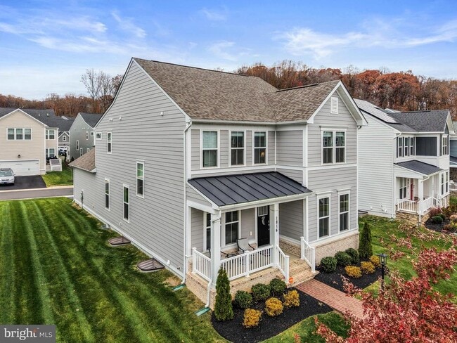 Primary Photo - 1814 River Heritage Blvd