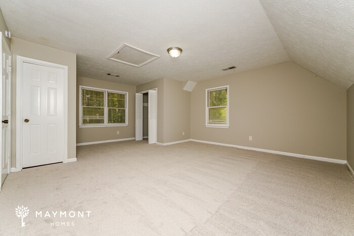 Building Photo - 245 Devilla Ct