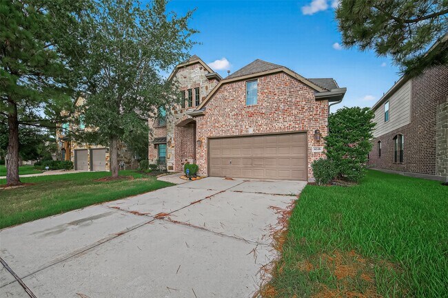Building Photo - 8338 Sedona Ridge Dr
