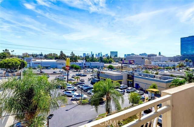 Building Photo - 316 S New Hampshire Ave