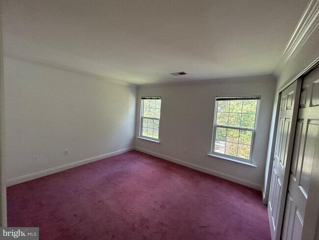 Building Photo - 46728 Hollow Mountain Pl