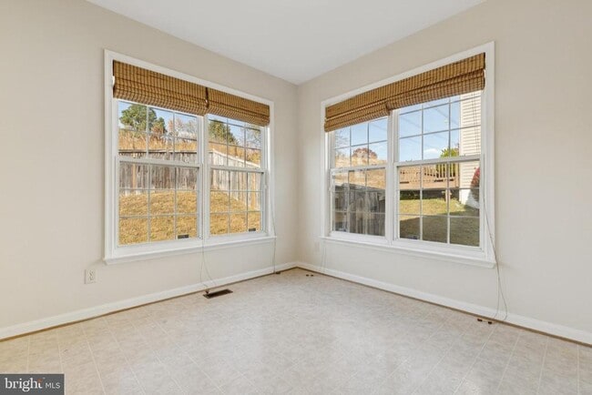 Building Photo - 17624 Overlook Rd