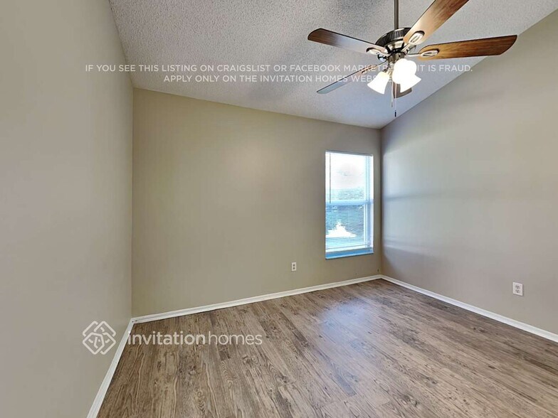 Building Photo - 727 Bryson Loop