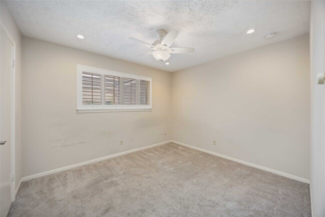 Building Photo - 9871 Sageaspen Ln