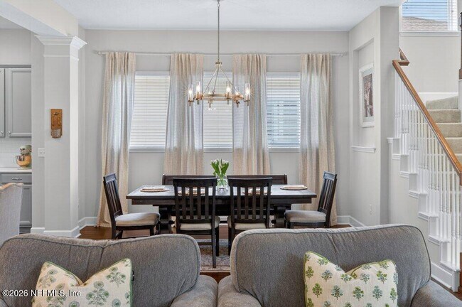 Building Photo - 120 Burlcrest Ct