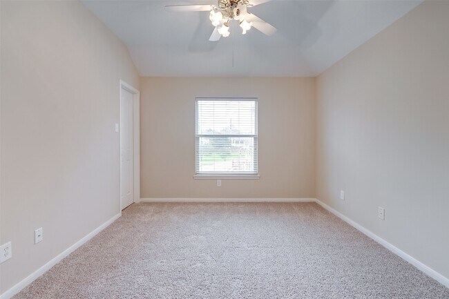 Building Photo - 22415 Rue Canyon Ct