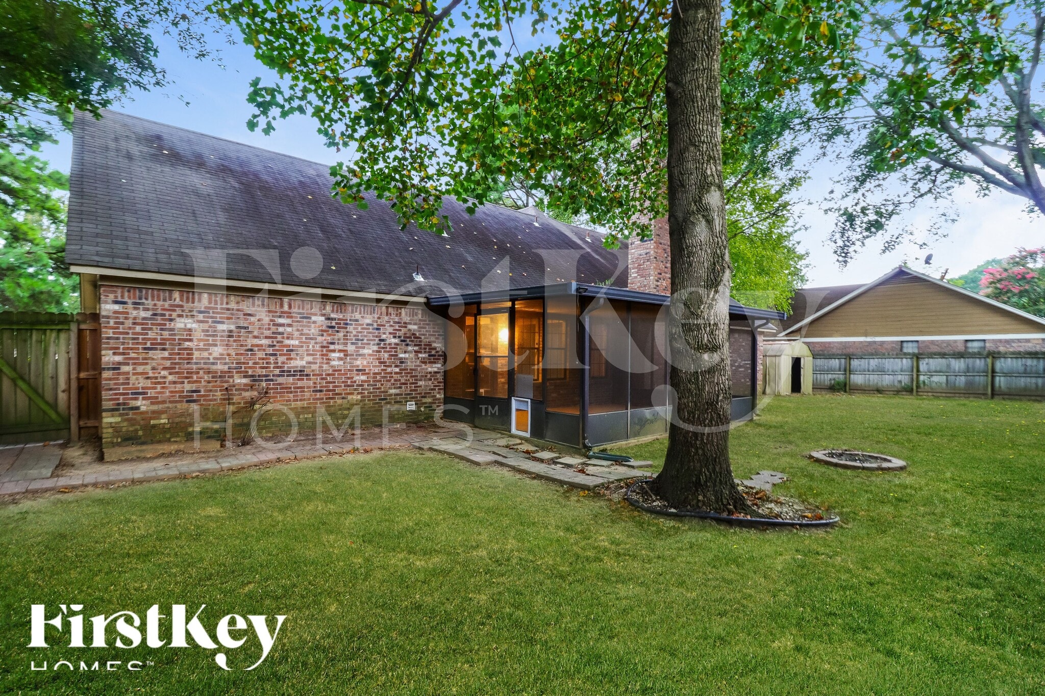 Building Photo - 6990 Scepter Cove