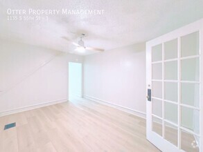 Building Photo - 1135 S 55th St