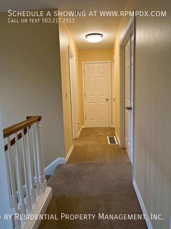 Building Photo - 3964 NW Brookview Way