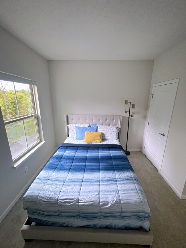 Building Photo - 3005 Lampl Ln