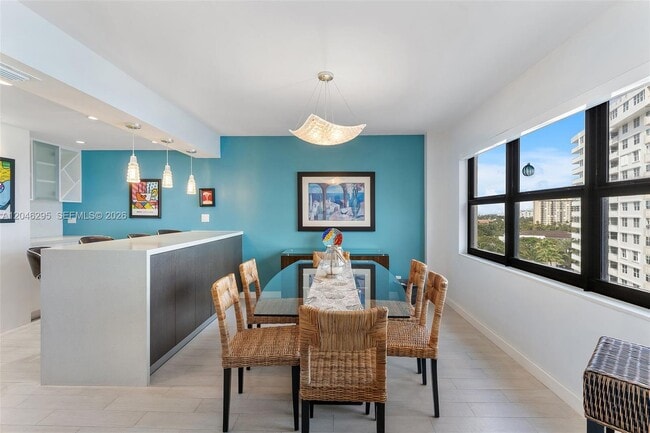 Building Photo - 5100 N Ocean Blvd