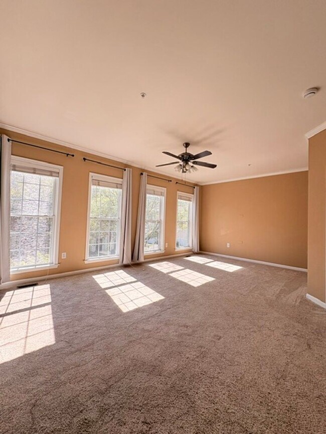 Building Photo - 1115 Havencrest St