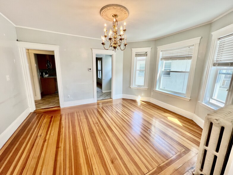 Dining Room - 31 Justin Rd