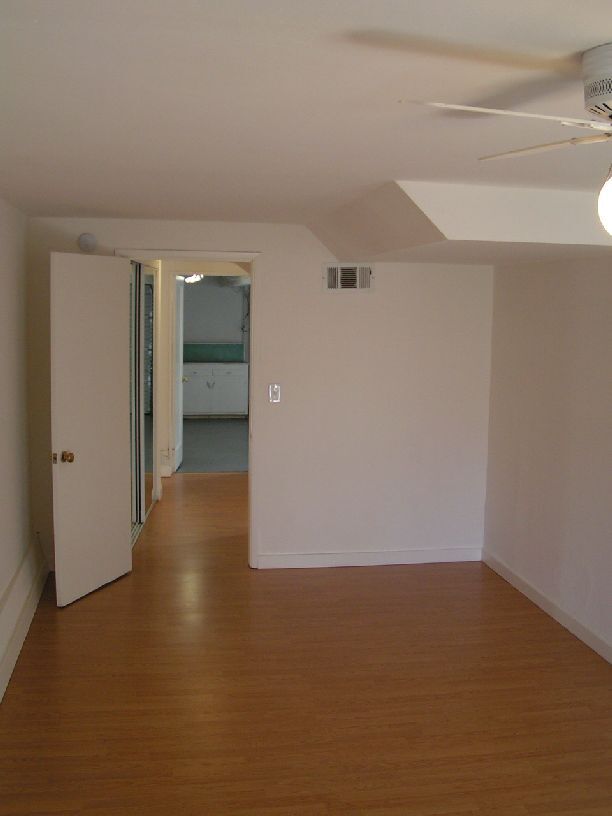 Building Photo - 2204 Castro St