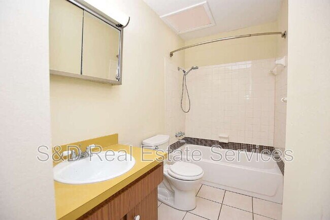 Building Photo - 4705 Dimbath Dr