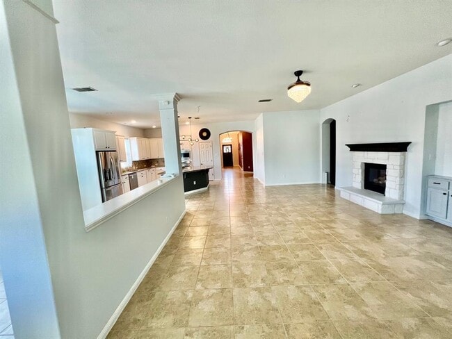 Building Photo - 1308 Creekstone Dr
